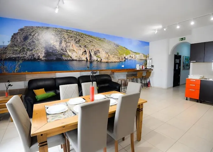 Seaside Xlendi Apartment